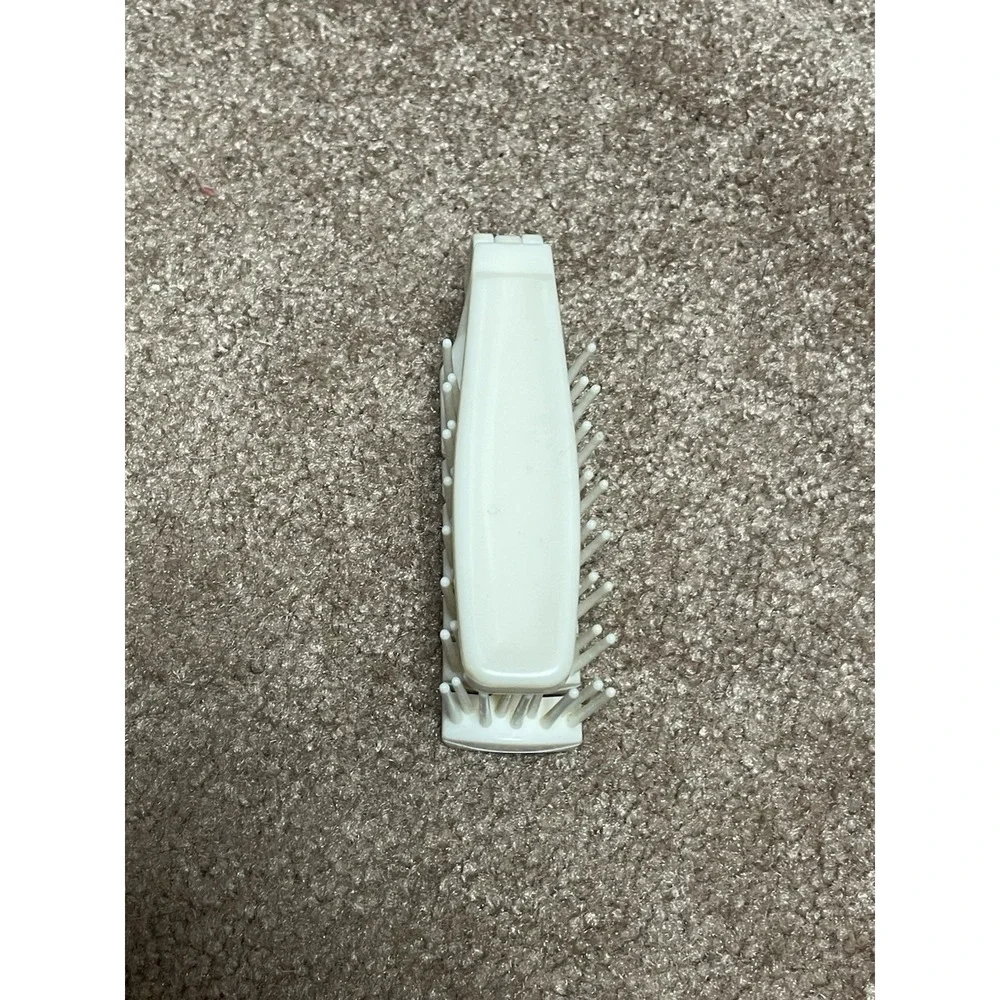 The Unbranded Brand vintage white